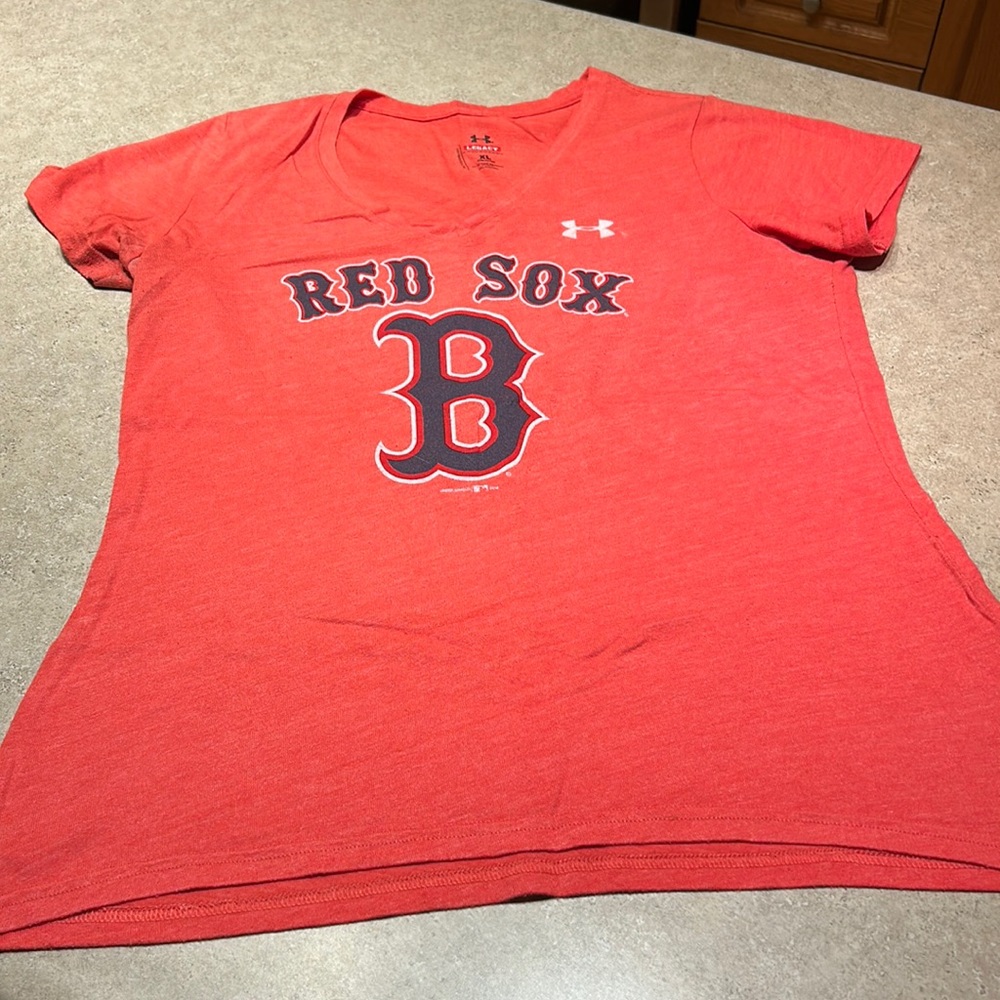 UA womens T-Shirt